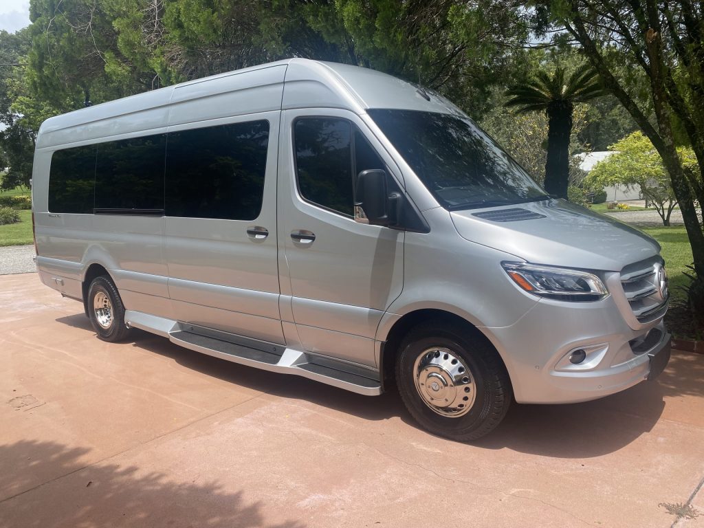 Luxury Sprinter Van Service to Tampa Airport